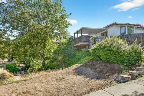 1022 SE Jerrine Street Grants Pass OR 97527