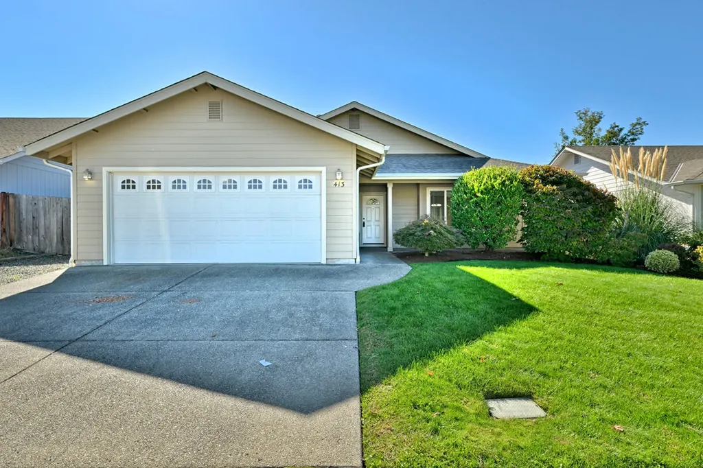 413 SE Liberty Drive Grants Pass OR 97527