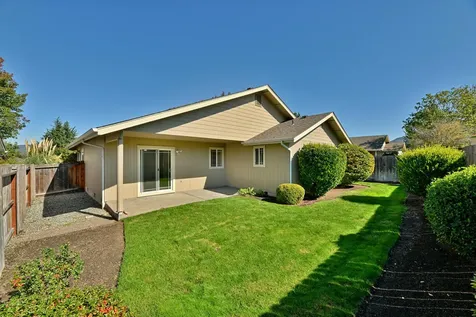 413 SE Liberty Drive Grants Pass OR 97527