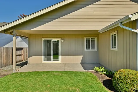 413 SE Liberty Drive Grants Pass OR 97527