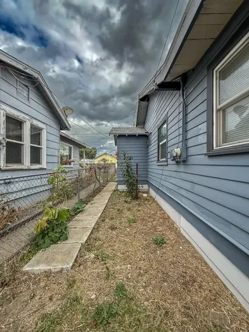 2028 Vine Avenue Klamath Falls OR 97601