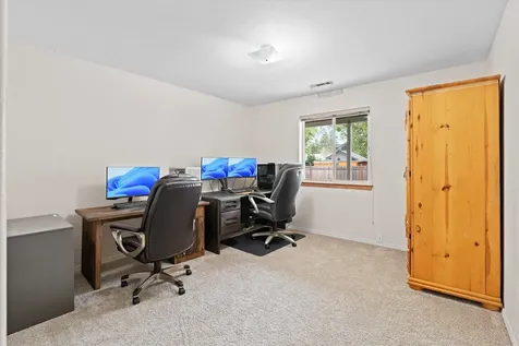 531 Bush Street Central Point OR 97502