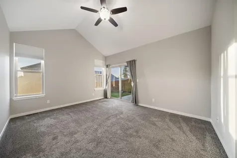 489 NW 29th Street Redmond OR 97756