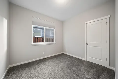 489 NW 29th Street Redmond OR 97756