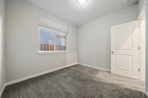 489 NW 29th Street Redmond OR 97756