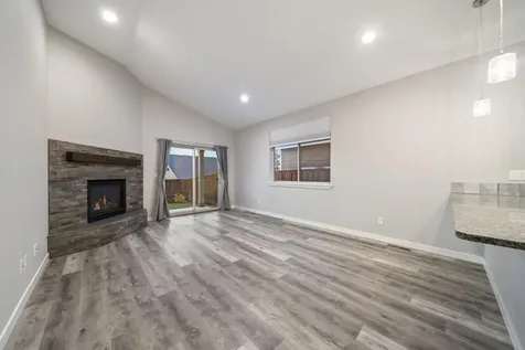 489 NW 29th Street Redmond OR 97756