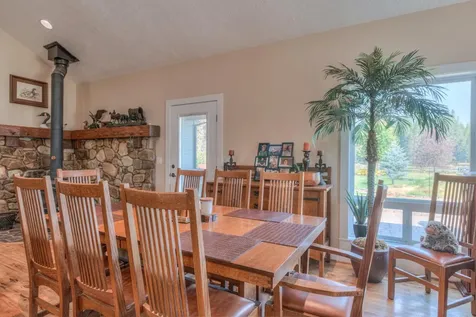 56081 Snow Goose Court Bend OR 97707