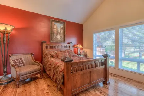 56081 Snow Goose Court Bend OR 97707