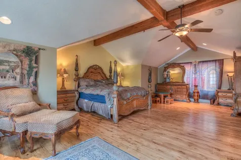 56081 Snow Goose Court Bend OR 97707