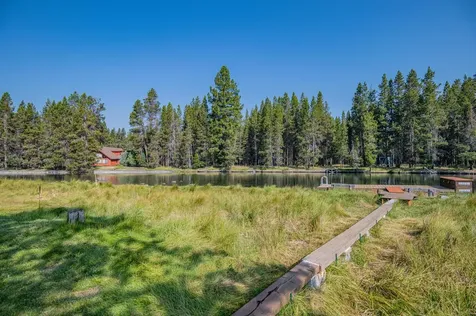 56081 Snow Goose Court Bend OR 97707