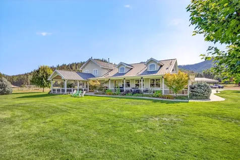 18200 Williams Highway Williams OR 97544