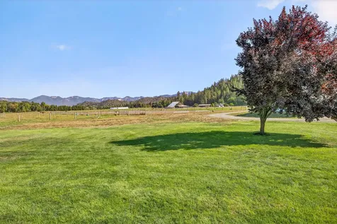 18200 Williams Highway Williams OR 97544
