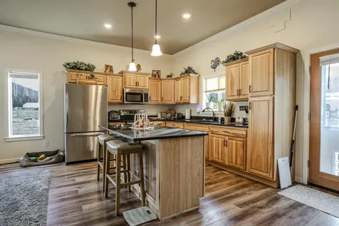 18200 Williams Highway Williams OR 97544