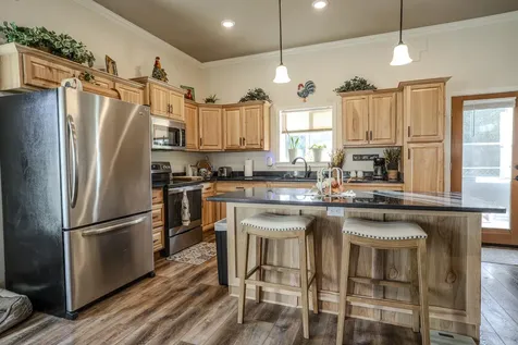 18200 Williams Highway Williams OR 97544