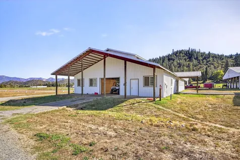 18200 Williams Highway Williams OR 97544