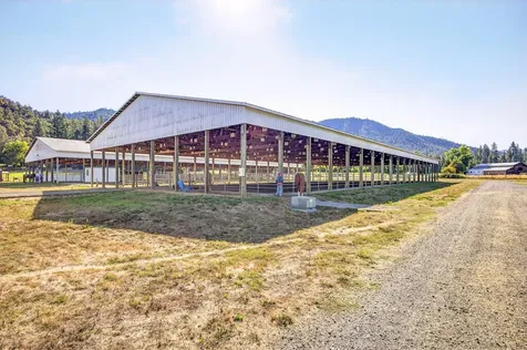 18200 Williams Highway Williams OR 97544