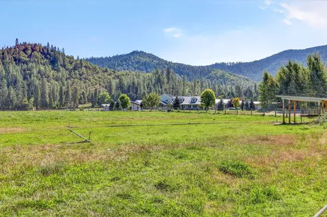 18200 Williams Highway Williams OR 97544