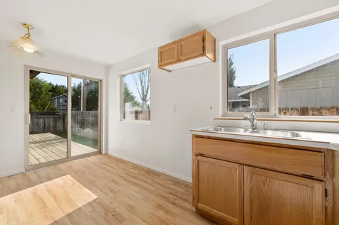 1614 SW Metolius Avenue Redmond OR 97756
