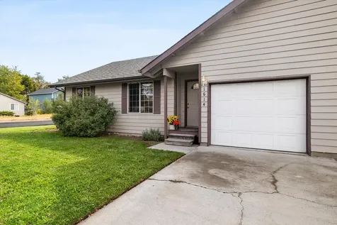 1614 SW Metolius Avenue Redmond OR 97756