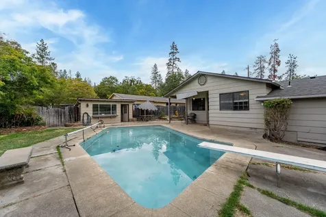 338 Kilborn Drive Grants Pass OR 97526