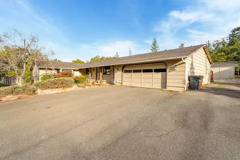 338 Kilborn Drive Grants Pass OR 97526