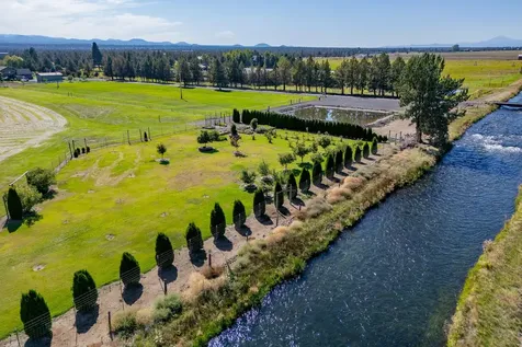 61416 Cougar Trail Bend OR 97701