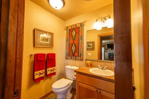 61416 Cougar Trail Bend OR 97701