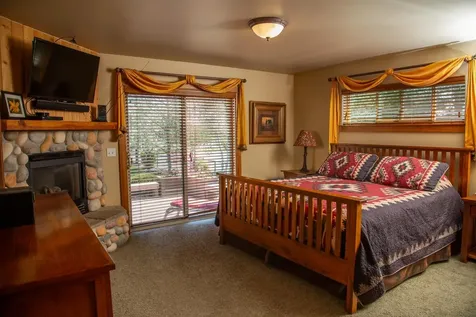 61416 Cougar Trail Bend OR 97701