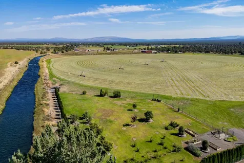 61416 Cougar Trail Bend OR 97701