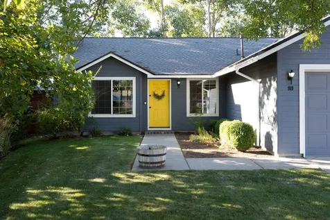 919 NW 20th Court Redmond OR 97756