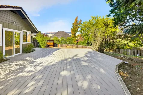 642 Spring Creek Drive Ashland OR 97520