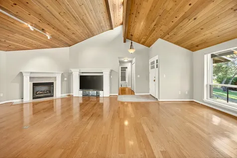 642 Spring Creek Drive Ashland OR 97520