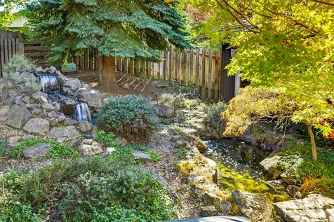 642 Spring Creek Drive Ashland OR 97520