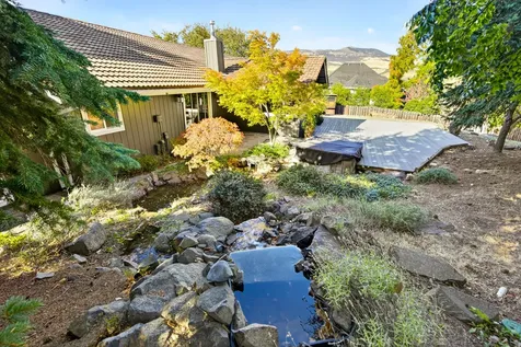642 Spring Creek Drive Ashland OR 97520