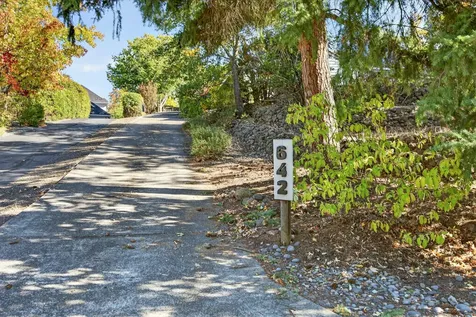 642 Spring Creek Drive Ashland OR 97520