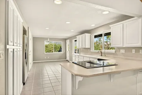 642 Spring Creek Drive Ashland OR 97520