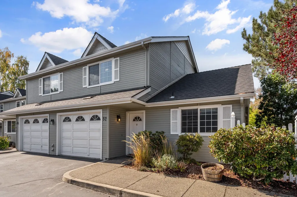 1224 N Modoc Avenue Medford OR 97504