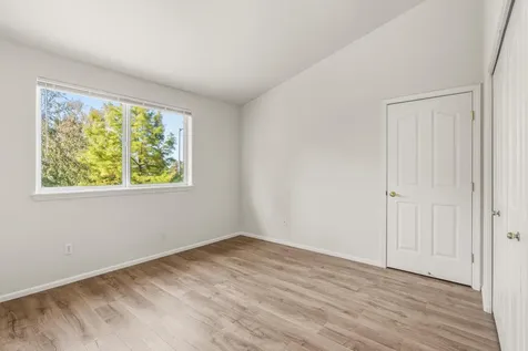 1224 N Modoc Avenue Medford OR 97504