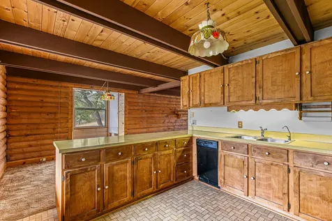 2011 Dead Indian Memorial Road Ashland OR 97520