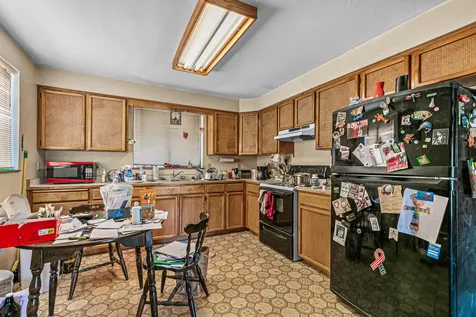 2011 Dead Indian Memorial Road Ashland OR 97520