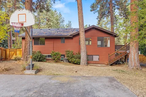 1081 Buck Island Drive Klamath Falls OR 97601