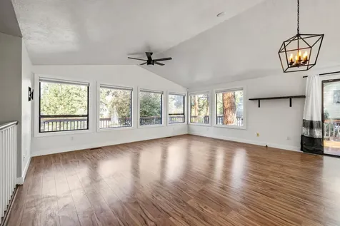 1081 Buck Island Drive Klamath Falls OR 97601