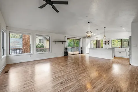 1081 Buck Island Drive Klamath Falls OR 97601