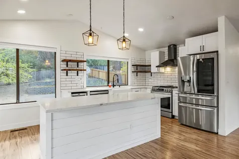1081 Buck Island Drive Klamath Falls OR 97601