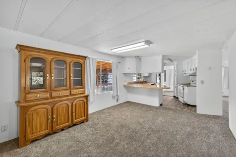 1384 SE Akins Drive Prineville OR 97754