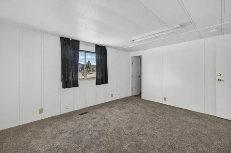 1384 SE Akins Drive Prineville OR 97754
