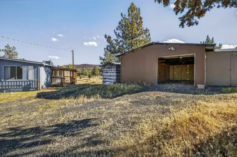 1384 SE Akins Drive Prineville OR 97754