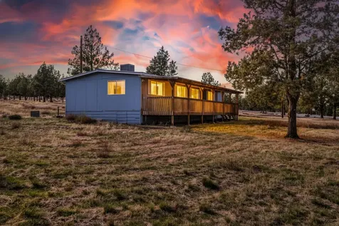 1384 SE Akins Drive Prineville OR 97754