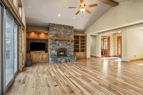 8787 Merlin Drive Redmond OR 97756