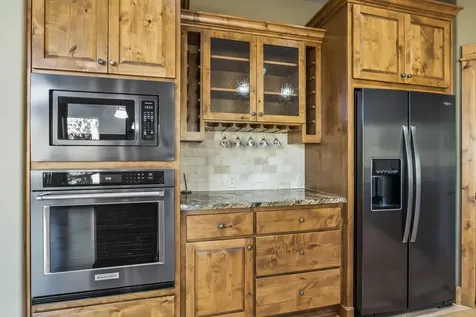 8787 Merlin Drive Redmond OR 97756